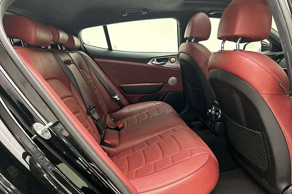 2022 Kia Stinger GT CK thumb-11