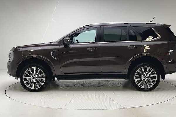 2024 Ford Everest Platinum 3.0L thumb-4