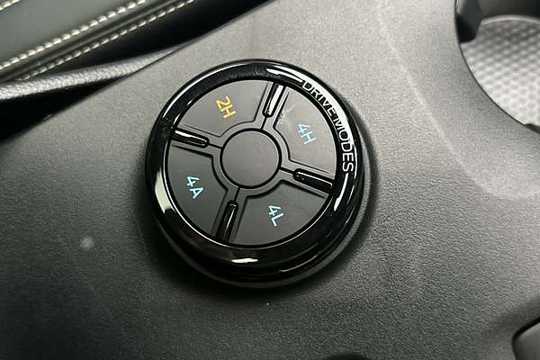 2024 Ford Everest Platinum 3.0L thumb-16