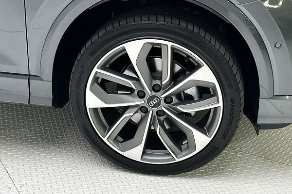 2024 Audi Q2 40 TFSI S line GA thumb-9