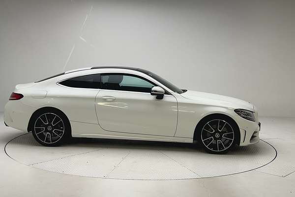 2019 Mercedes-Benz C-Class C200 C205 thumb-8