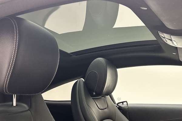 2019 Mercedes-Benz C-Class C200 C205 thumb-15