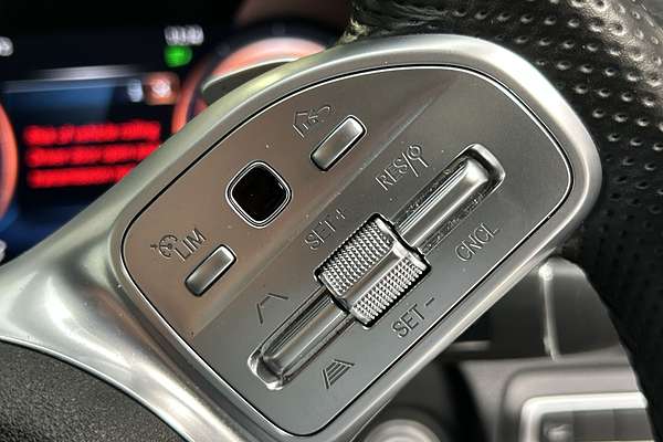 2019 Mercedes-Benz C-Class C200 C205 thumb-17