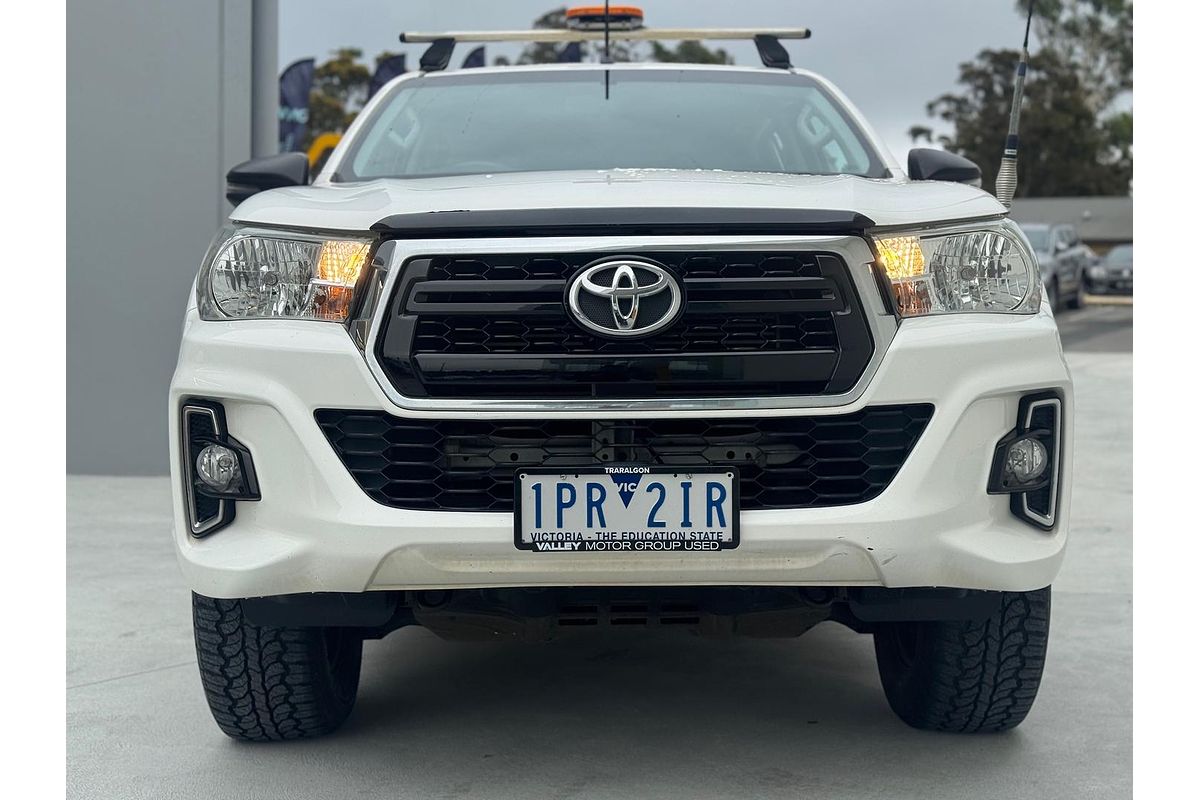 2018 Toyota Hilux SR GUN126R 4X4