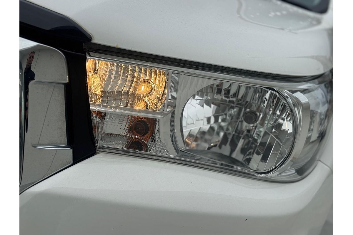 2018 Toyota Hilux SR GUN126R 4X4