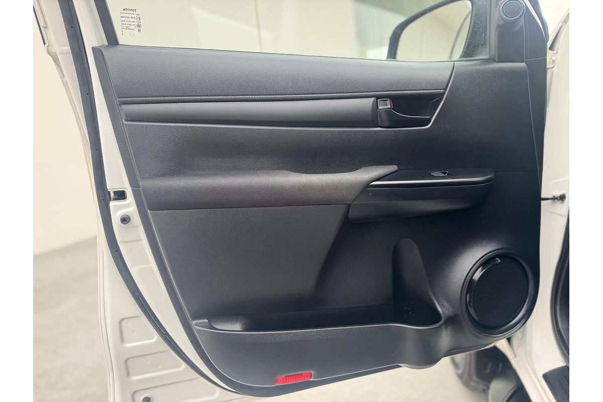 2018 Toyota Hilux SR GUN126R 4X4