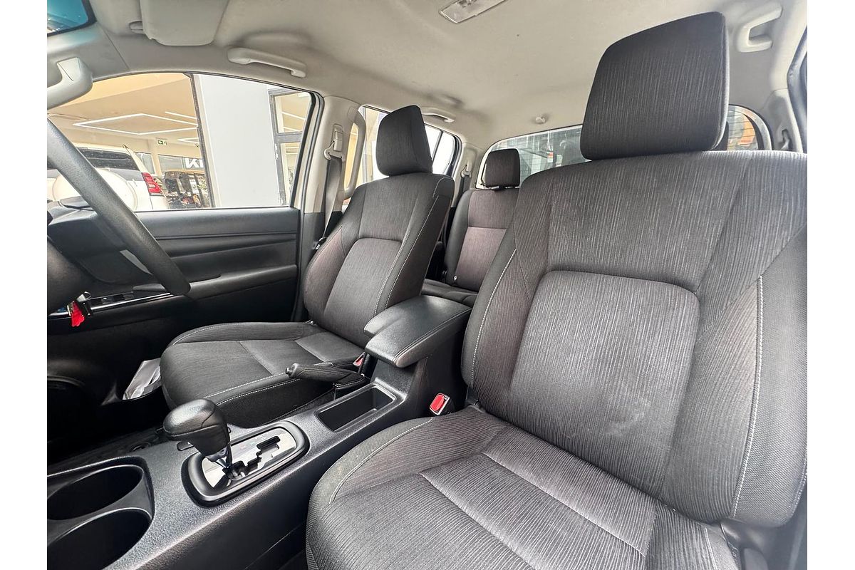 2018 Toyota Hilux SR GUN126R 4X4