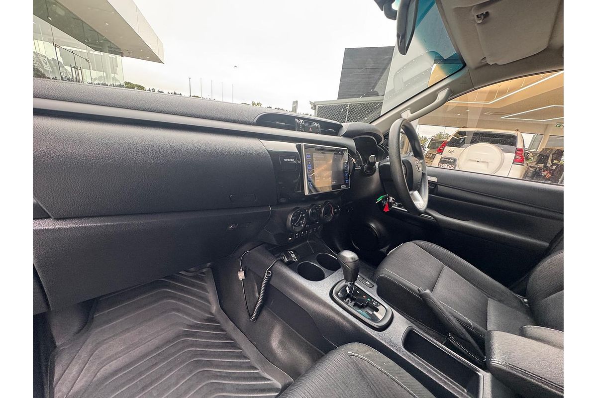 2018 Toyota Hilux SR GUN126R 4X4