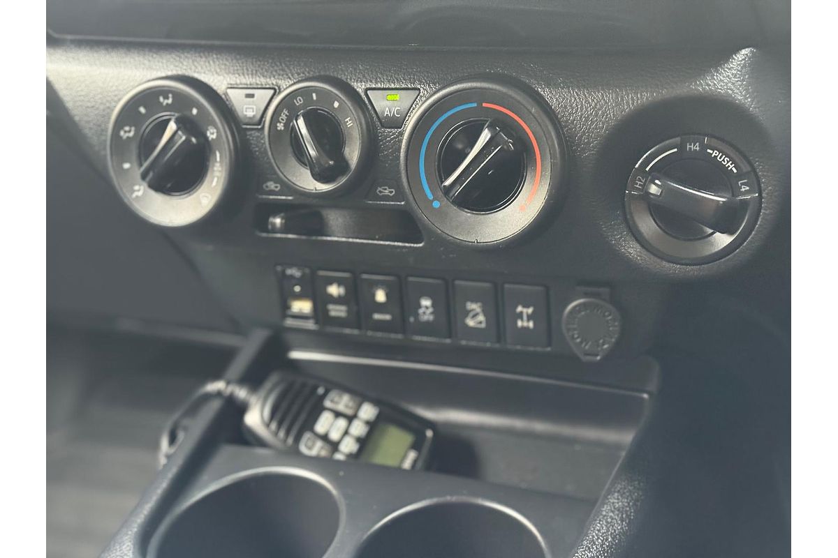 2018 Toyota Hilux SR GUN126R 4X4