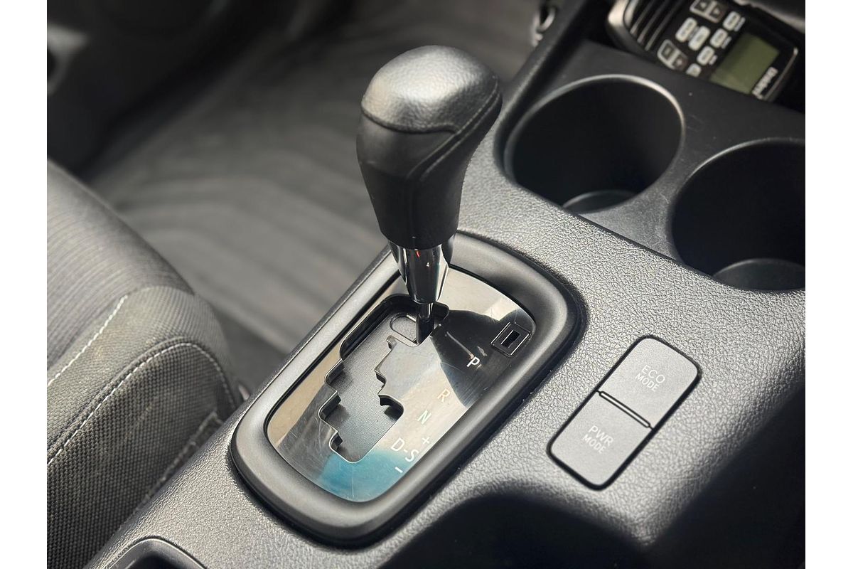 2018 Toyota Hilux SR GUN126R 4X4