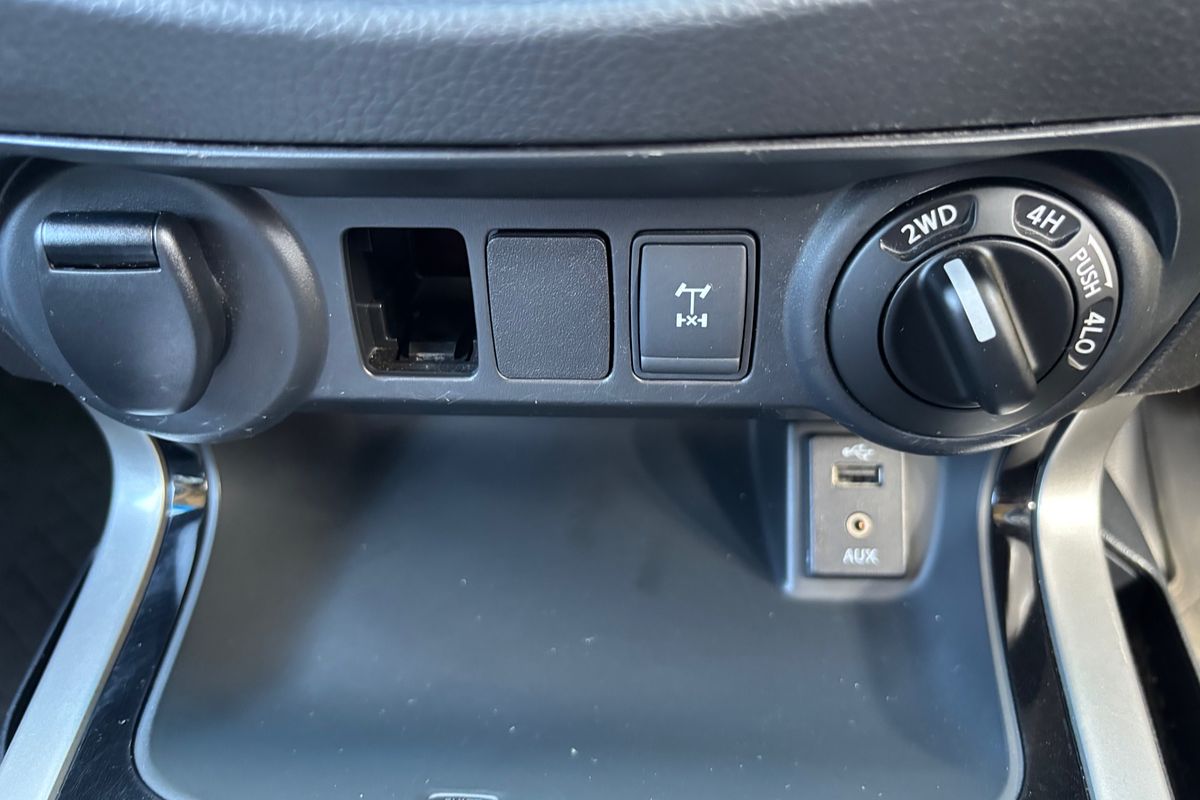 2017 Nissan Navara SL D23 Series 2 4X4