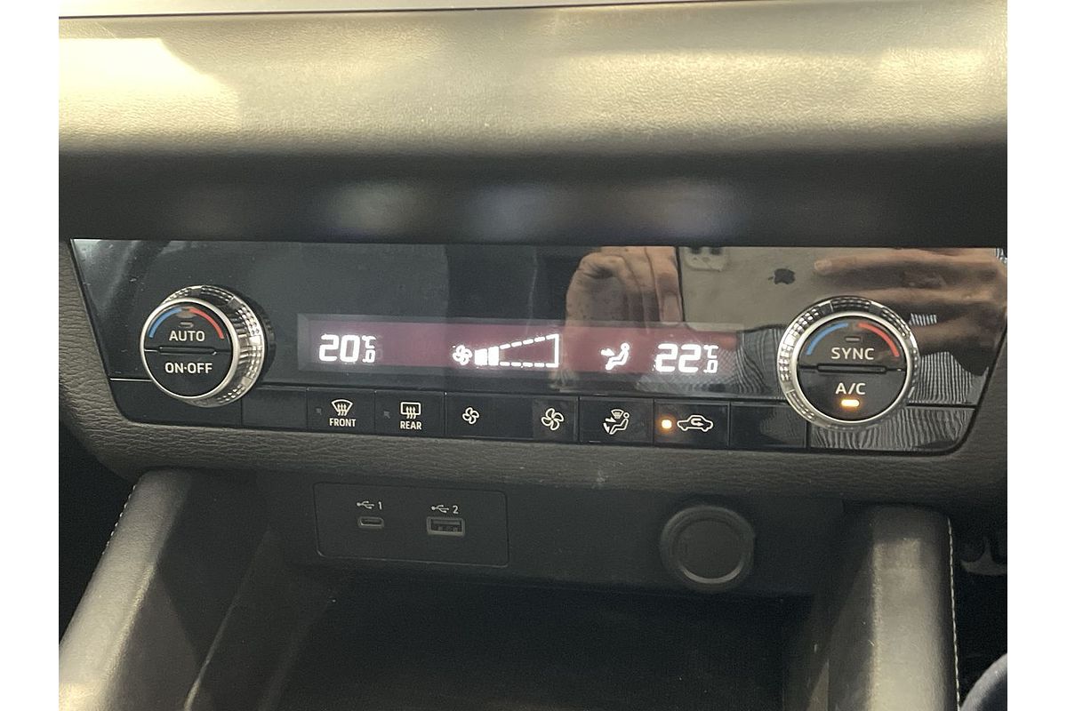 2022 Mitsubishi Outlander ES ZM