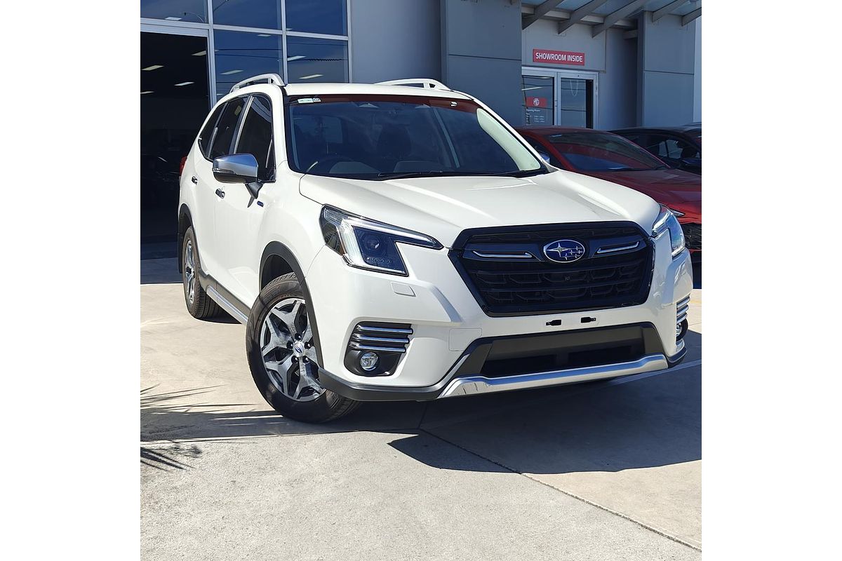2022 Subaru Forester Hybrid L S5