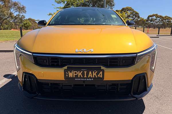 2025 Kia K4 GT-Line CL4m thumb-1