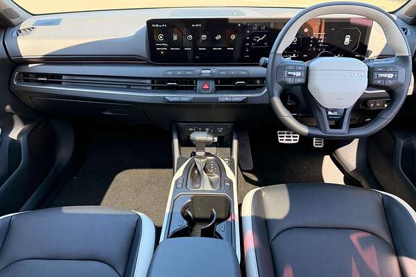 2025 Kia K4 GT-Line CL4m thumb-14