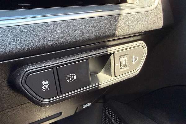 2025 Kia K4 GT-Line CL4m thumb-24