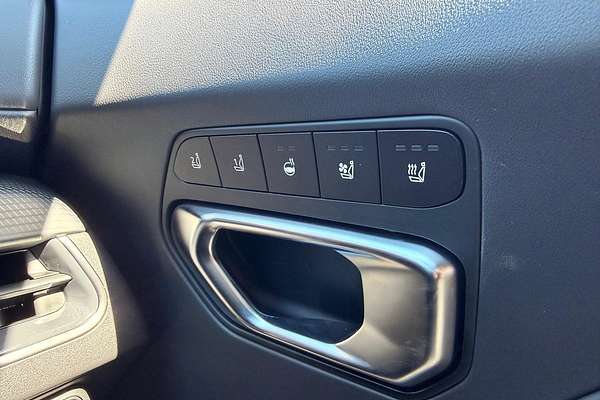 2025 Kia K4 GT-Line CL4m thumb-25