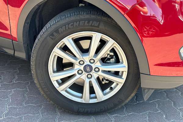 2019 Ford Escape Ambiente ZG thumb-2