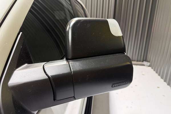 2023 Isuzu MU-X LS-T thumb-7