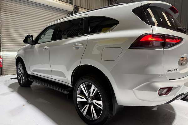 2023 Isuzu MU-X LS-T thumb-8