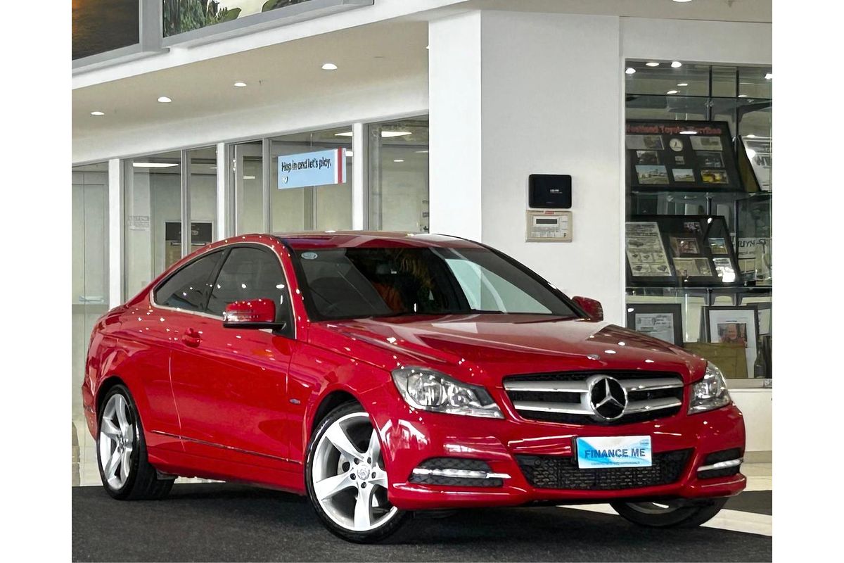 2011 Mercedes-Benz C-Class C250 CDI BlueEFFICIENCY C204