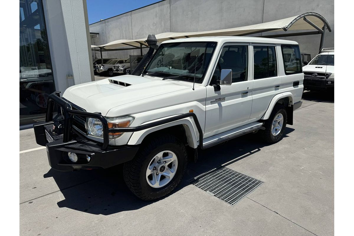 2018 Toyota Landcruiser GXL VDJ76R