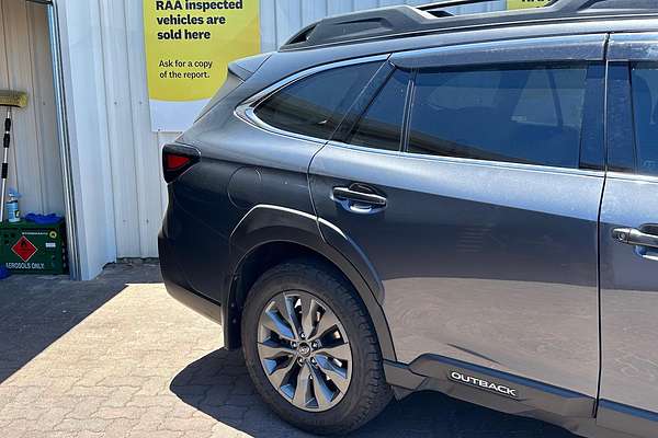 2024 Subaru Outback AWD Premium Special Edition 6GEN thumb-5