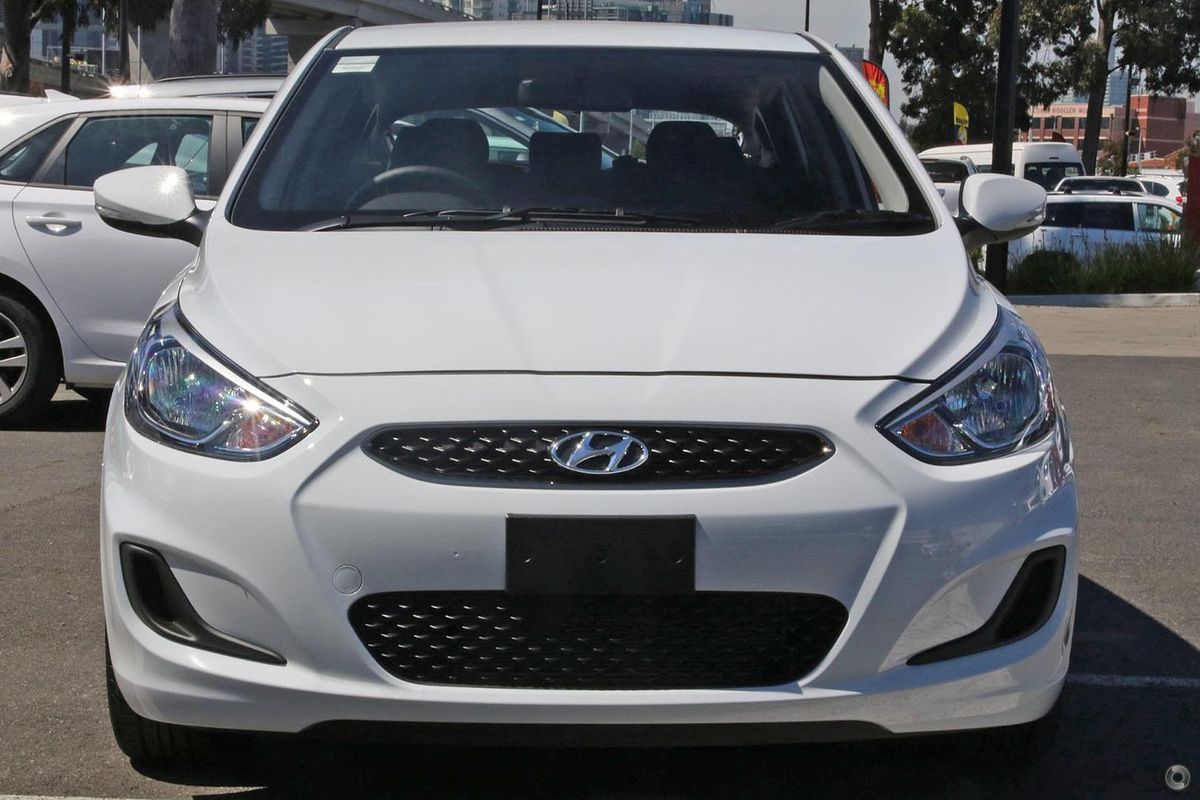 2018 Hyundai Accent Sport RB6