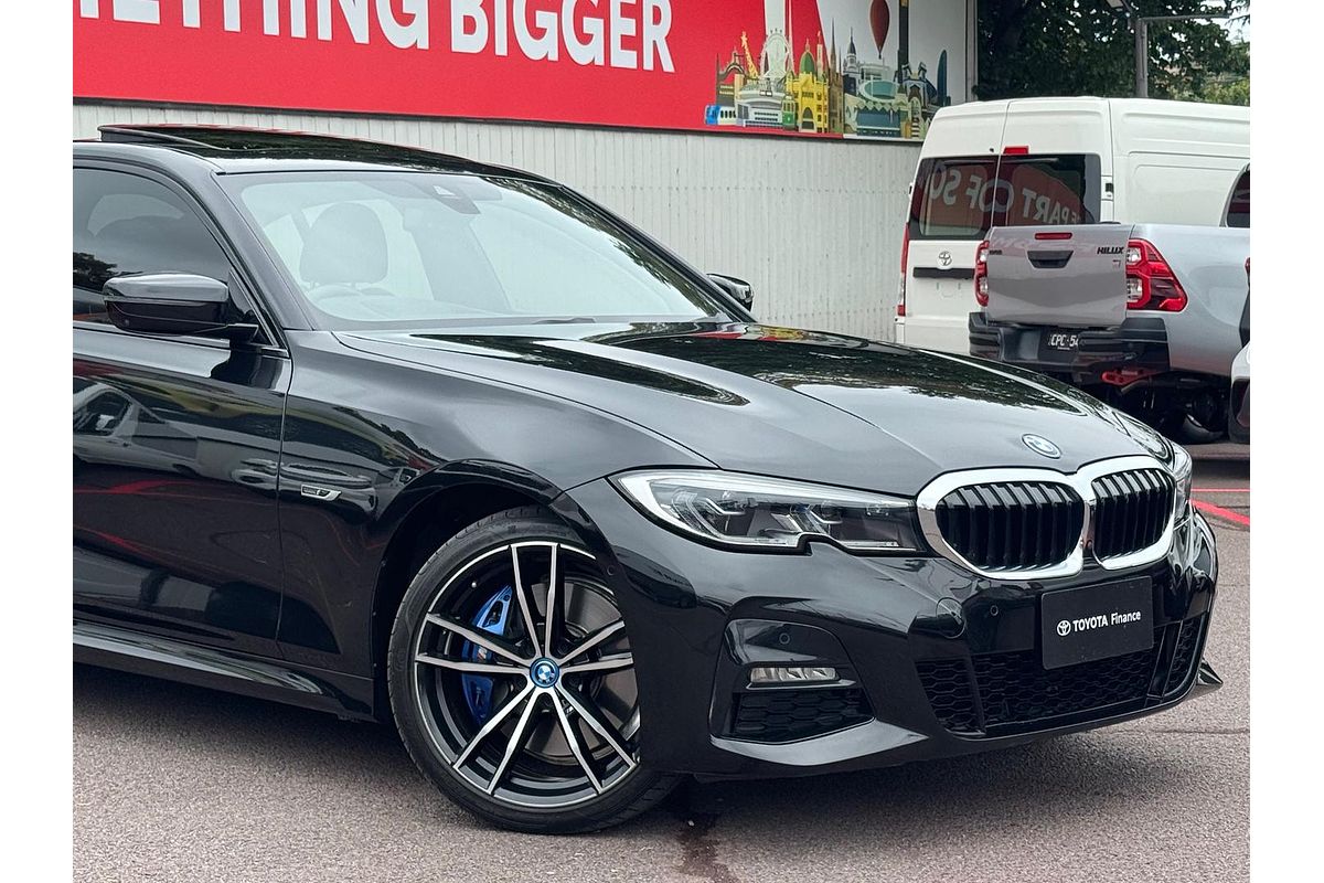 2022 BMW 3 Series 330e M Sport G20