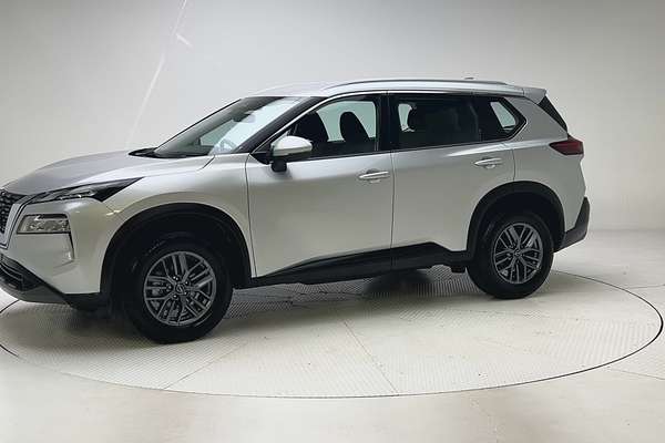 2024 Nissan X-TRAIL ST T33 thumb-3