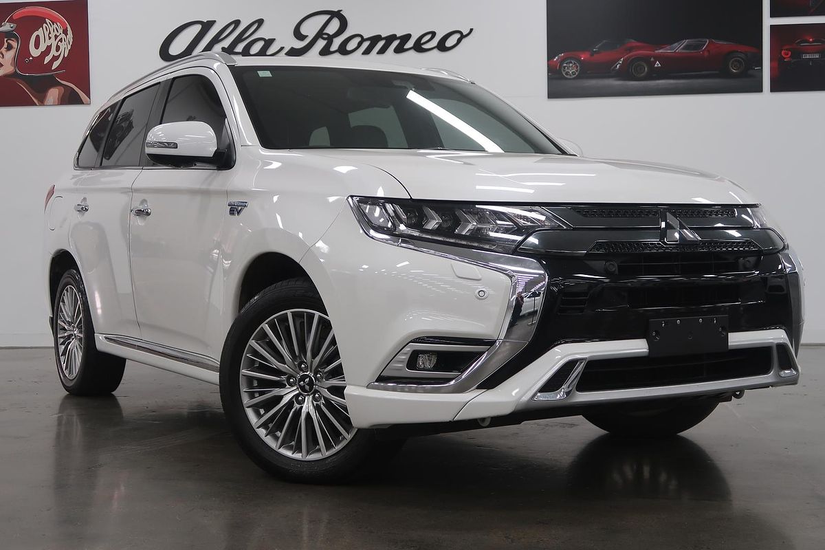 2021 Mitsubishi Outlander Exceed ZL