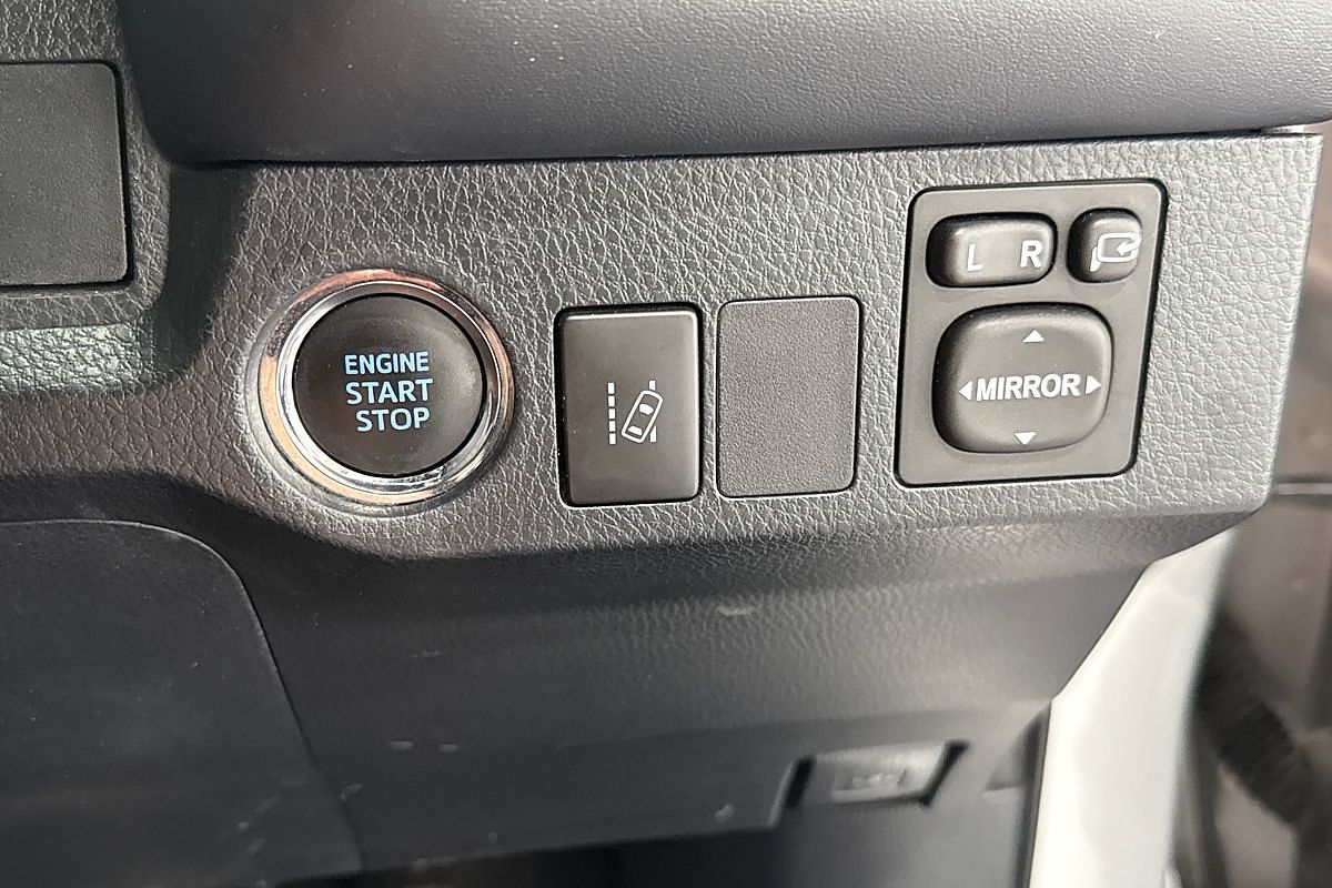 2018 Toyota RAV4 GXL ZSA42R