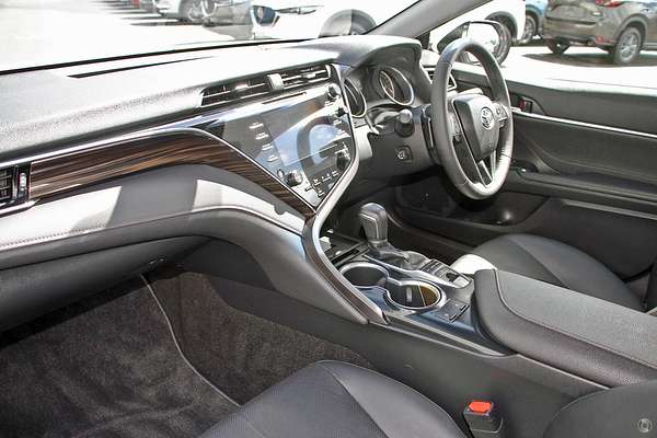 2019 Toyota Camry SL GSV70R thumb-4