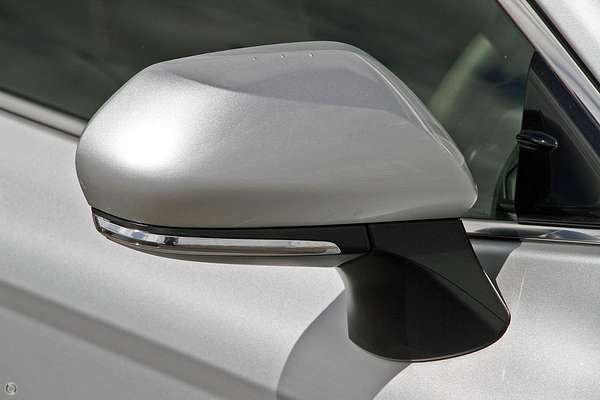 2019 Toyota Camry SL GSV70R thumb-11