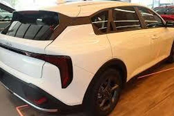 2025 Kia K4 S CL4m