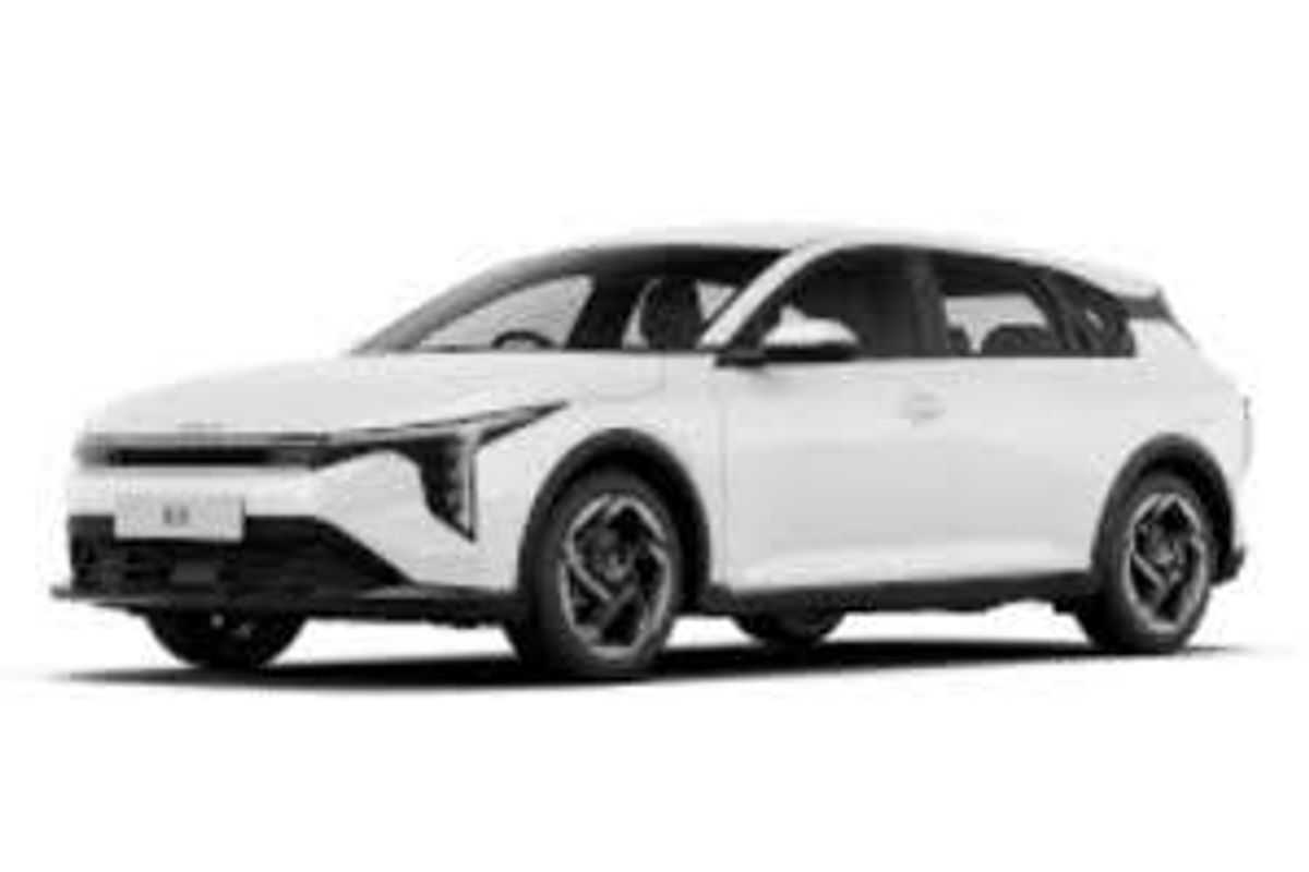 2025 Kia K4 Sport CL4m