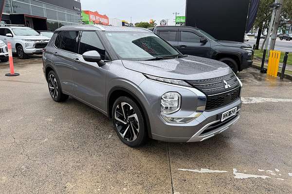 2022 Mitsubishi Outlander Exceed ZM