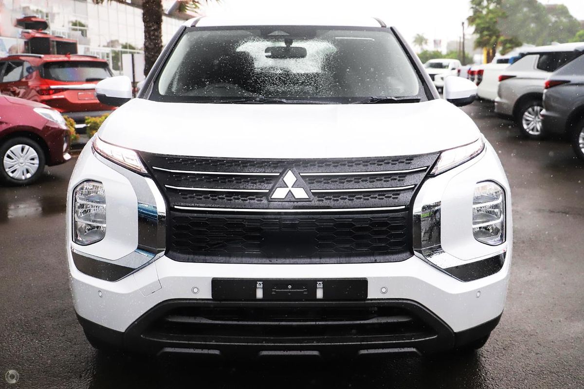 2022 Mitsubishi Outlander ES ZM