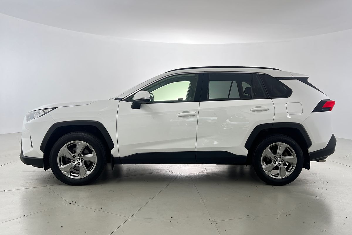 2021 Toyota RAV4 GXL MXAA52R