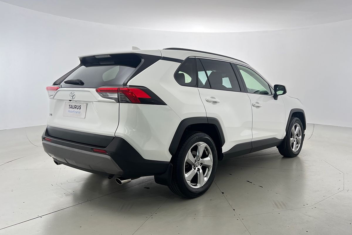 2021 Toyota RAV4 GXL MXAA52R