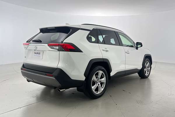 2021 Toyota RAV4 GXL MXAA52R thumb-4