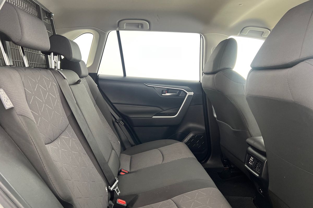 2021 Toyota RAV4 GXL MXAA52R