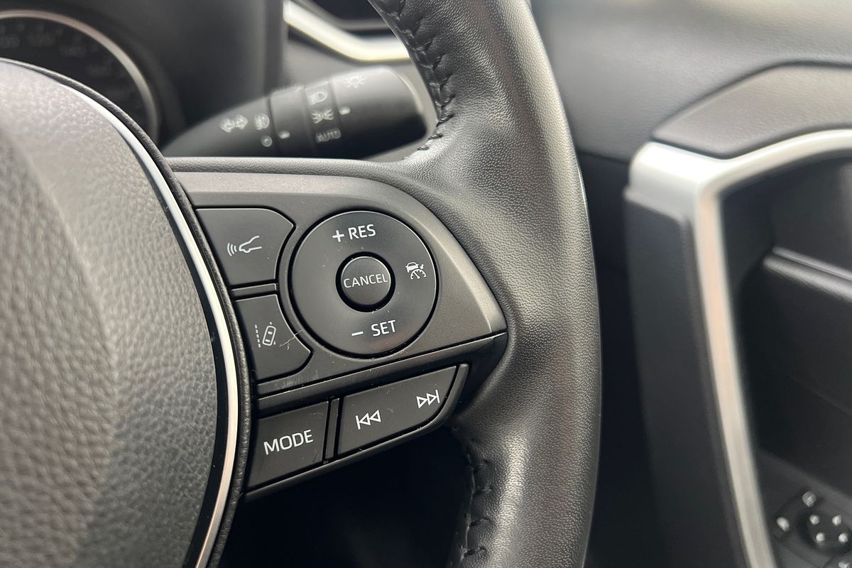 2021 Toyota RAV4 GXL MXAA52R