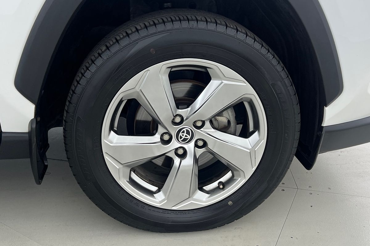 2021 Toyota RAV4 GXL MXAA52R