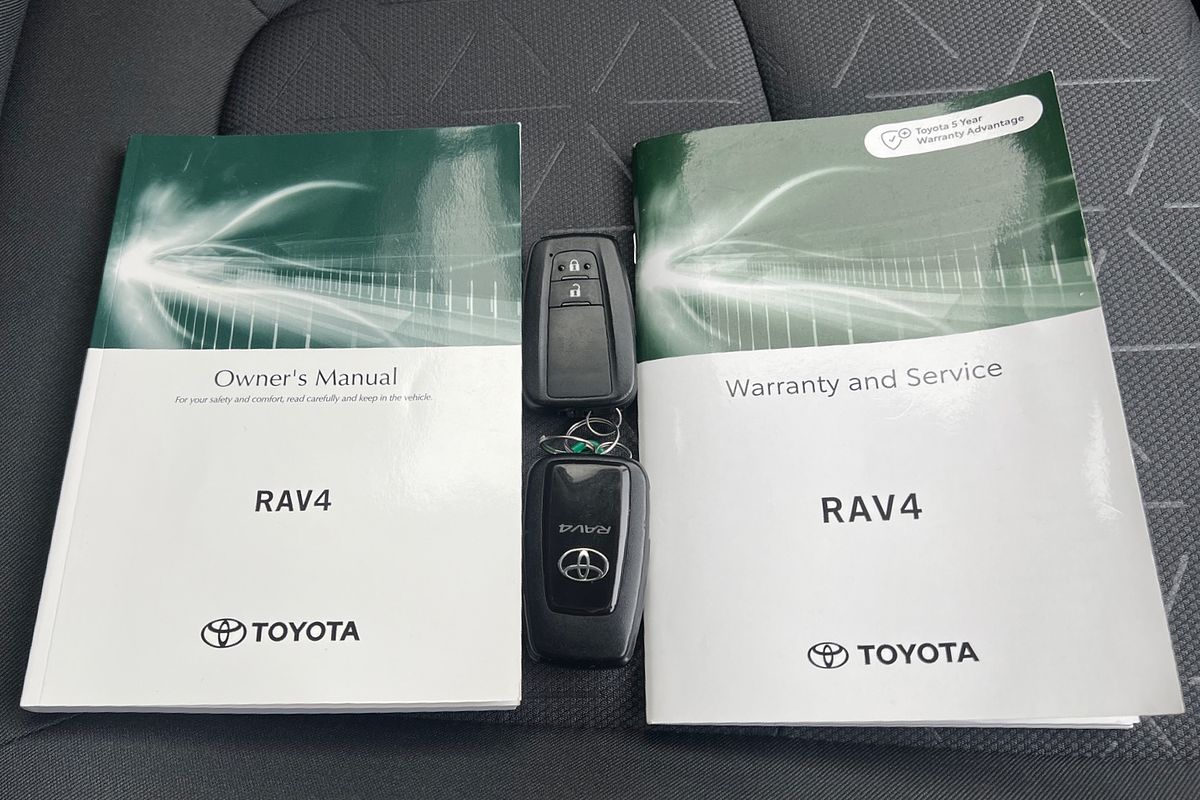 2021 Toyota RAV4 GXL MXAA52R