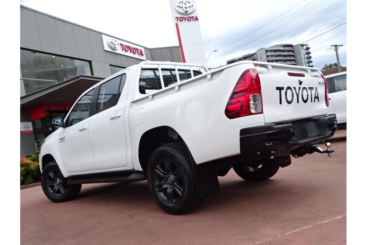 2025 Toyota Hilux SR 48V GUN126R 4X4