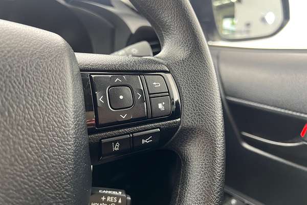 2022 Toyota Hilux Workmate TGN121R Rear Wheel Drive thumb-12