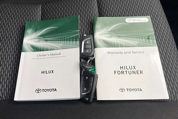 2022 Toyota Hilux Workmate TGN121R Rear Wheel Drive thumb-19