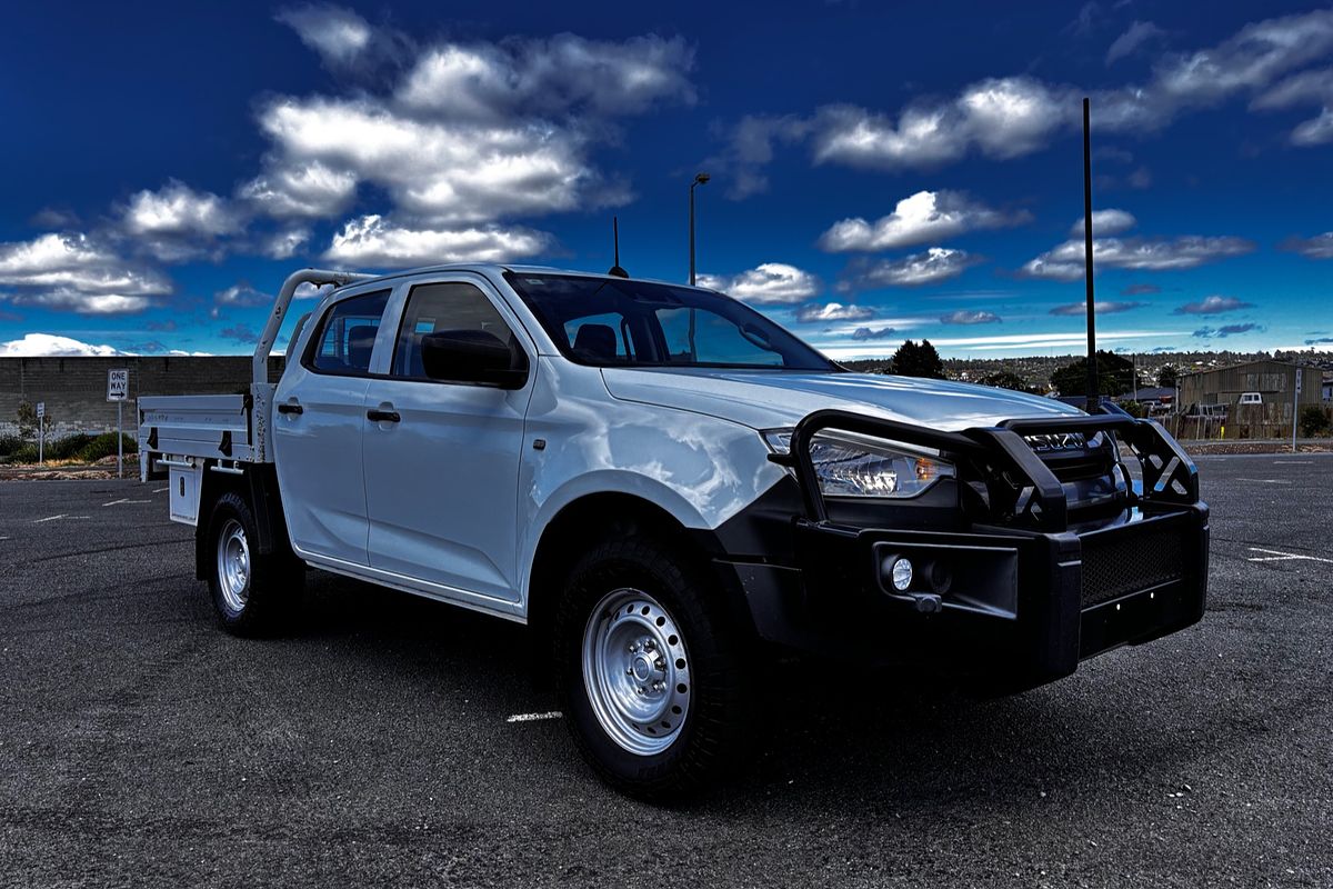 2023 Isuzu D-MAX SX 4X4