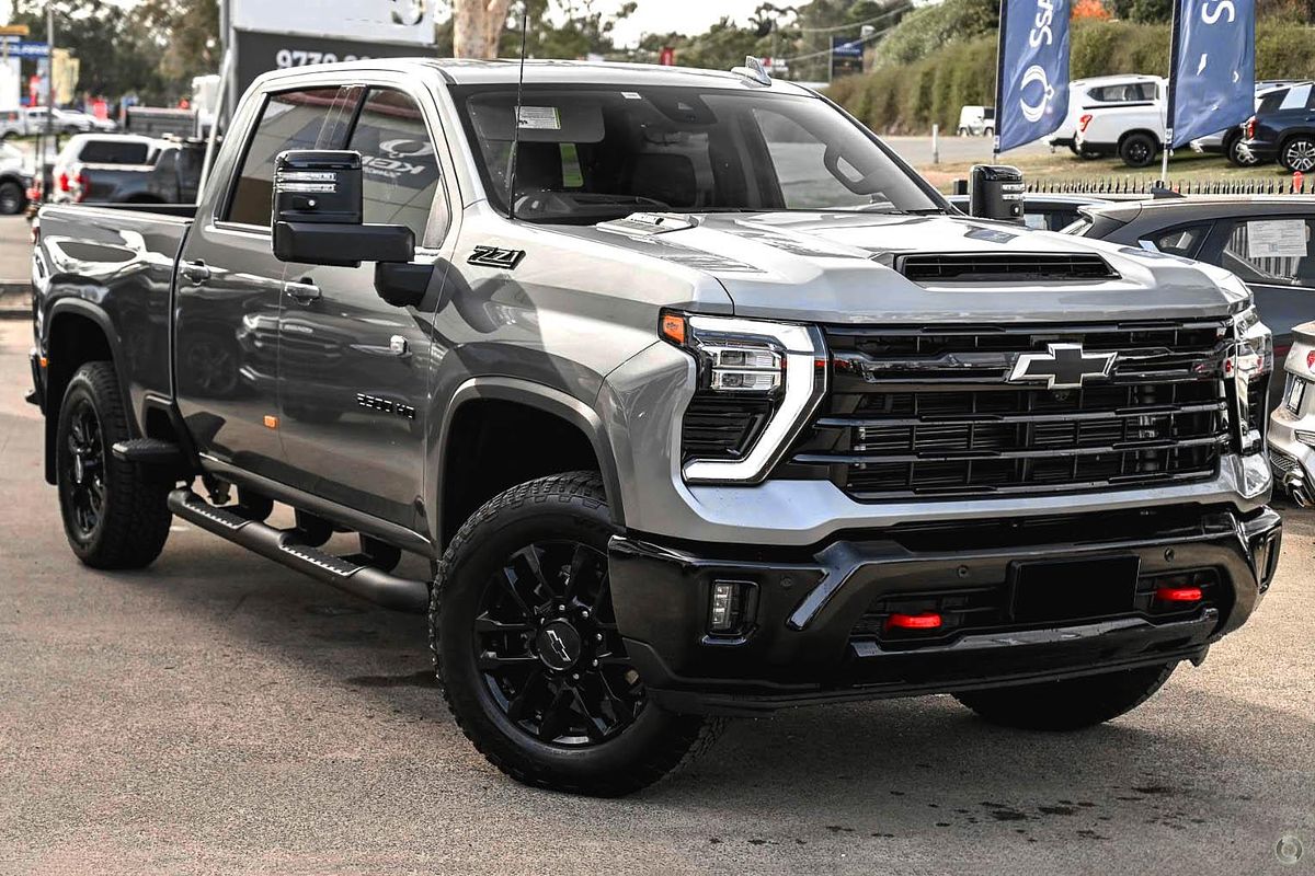 2025 Chevrolet SILVERADO